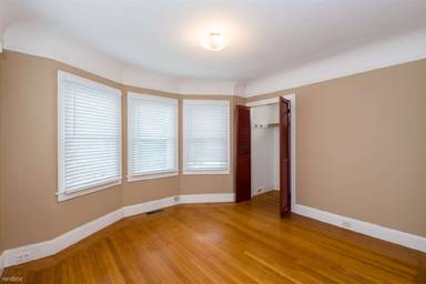 Main picture of 40 Clement St