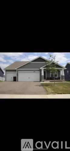 Main picture of 11661 Pineridge Way N