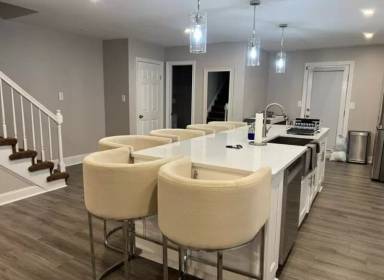 Main picture of 779 W Ocean View Ave
