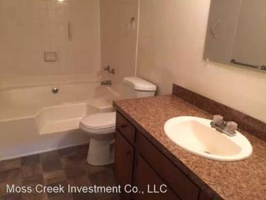 Main picture of 104 Courtland Dr