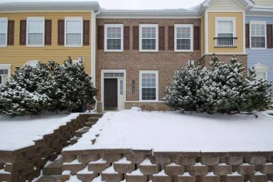Main picture of 7204 Kimberly Ln N