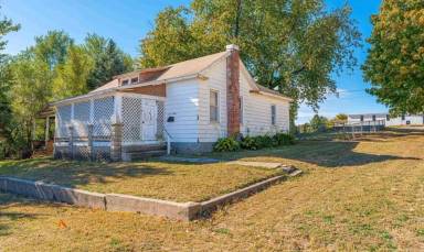 Main picture of 202 S Vine St