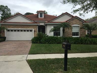 Main picture of 824 Wood Briar Loop