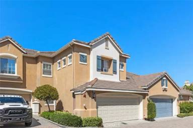 Main picture of 241 Seacountry Ln