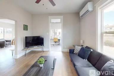 Main picture of 505 Marble Ave NW