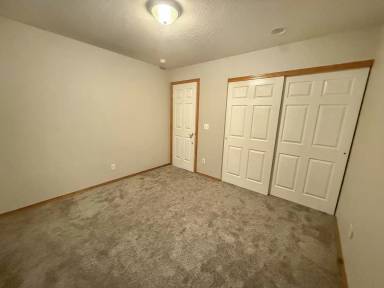 Main picture of 3101 Meadow Glen Ln