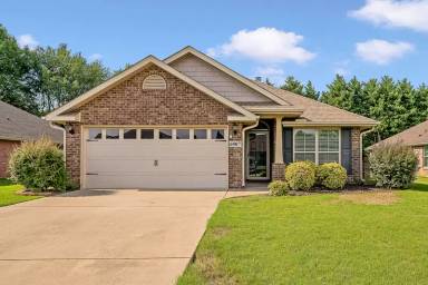 Main picture of 6907 Breyerton Way SE