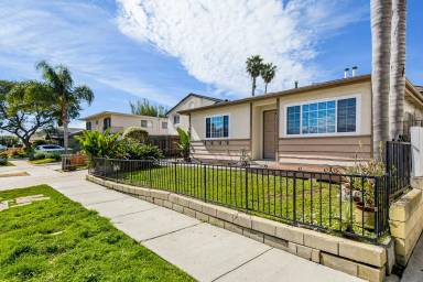 Main picture of 4766 32nd St