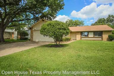 Main picture of 2922 Beachtree Ln