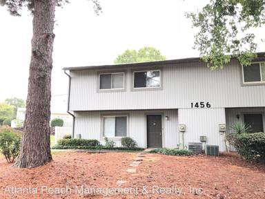 Main picture of 1456 Pine Log Rd NE