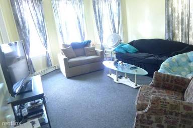 Main picture of 143 Hillside St