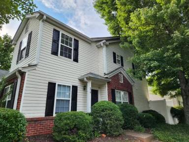 Main picture of 579 W Oaks Dr
