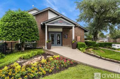 Main picture of The Pinnacle Apartments