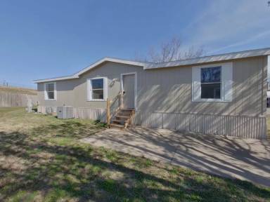 Main picture of 2320 E MacArthur Rd