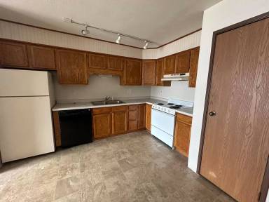 Main picture of 1200 N Point Dr