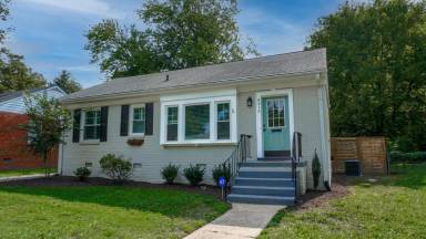 Main picture of 6315 Kensington Ave