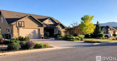 Main picture of 2988 Stonebridge Dr