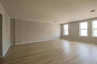 Main picture of 2420 1/2 S 16th St