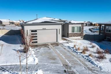 Main picture of 9949 Meridian Hills Trl