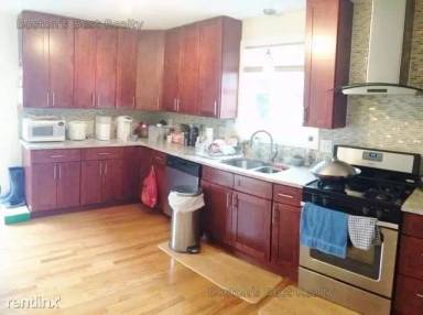 Main picture of 31 Miller St