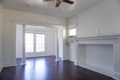 Main picture of 1708 N Gramercy Pl