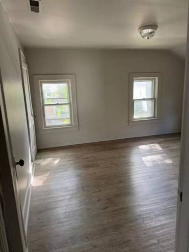 Main picture of 1719 Tecumseh St