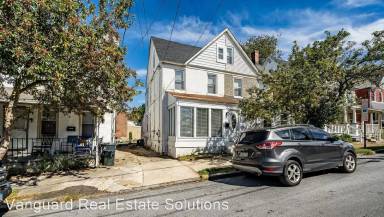 Main picture of 227 N New St
