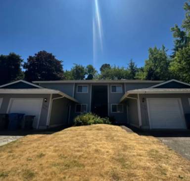 Main picture of 2194-2200 Navaho Court SE