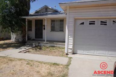 Main picture of 1400 W Point Dr