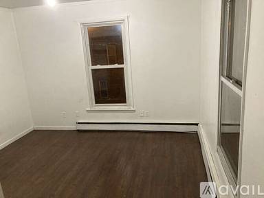 Main picture of 41 Jefferson Ave