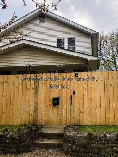 Main picture of 1711 S 3rd St