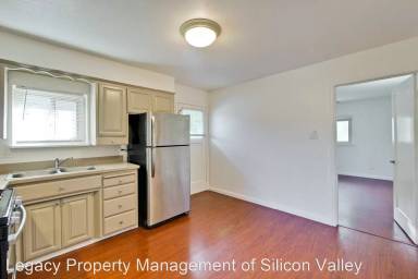 Main picture of 103 Murlagan Ave