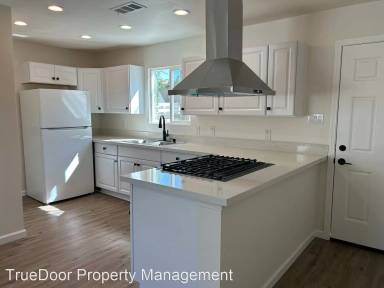 Main picture of 1316 College Ave