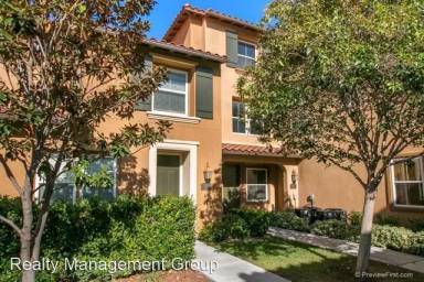 Main picture of 17071 Calle Trevino