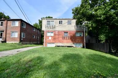 Main picture of 6305 Englewood Ave