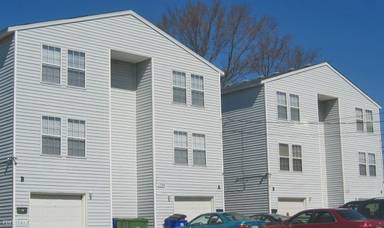 Main picture of 1284 W 41st St