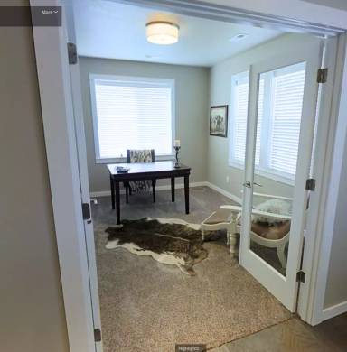Main picture of 4742 SW Volcano Ave
