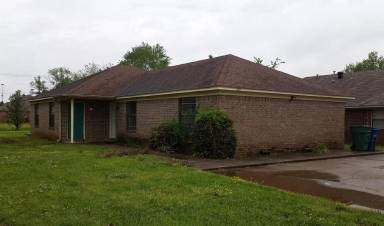 Main picture of 370 S Davis St