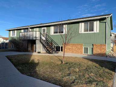 Main picture of 720 2nd St