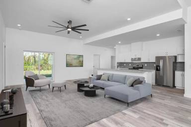 Main picture of 507 NW 7th Pl