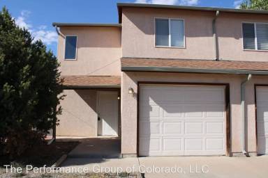 Main picture of 247 W Coral Dr