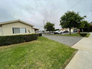 Main picture of Country Place Apartments