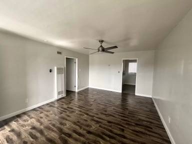 Main picture of 6601 Crenshaw Blvd