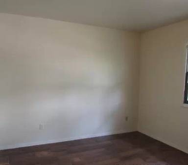 Main picture of 6442 N 53rd St