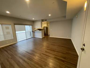 Main picture of 7035 Lanewood Ave
