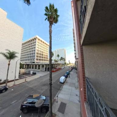 Main picture of 35 Linden Ave