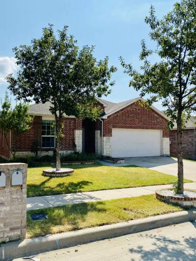Main picture of 2328 Gelbray Pl
