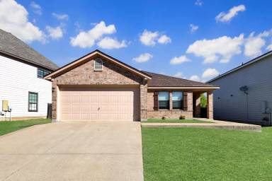 Main picture of 8704 Sage Meadow Dr