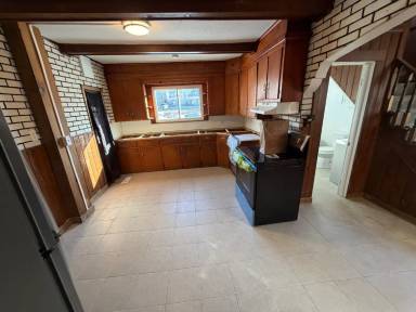 Main picture of 5 Watson St