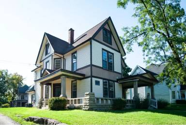 Main picture of 515 N Washington St